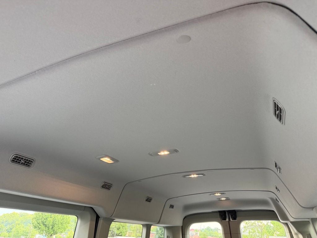 2025 Ford Transit-350 XLT