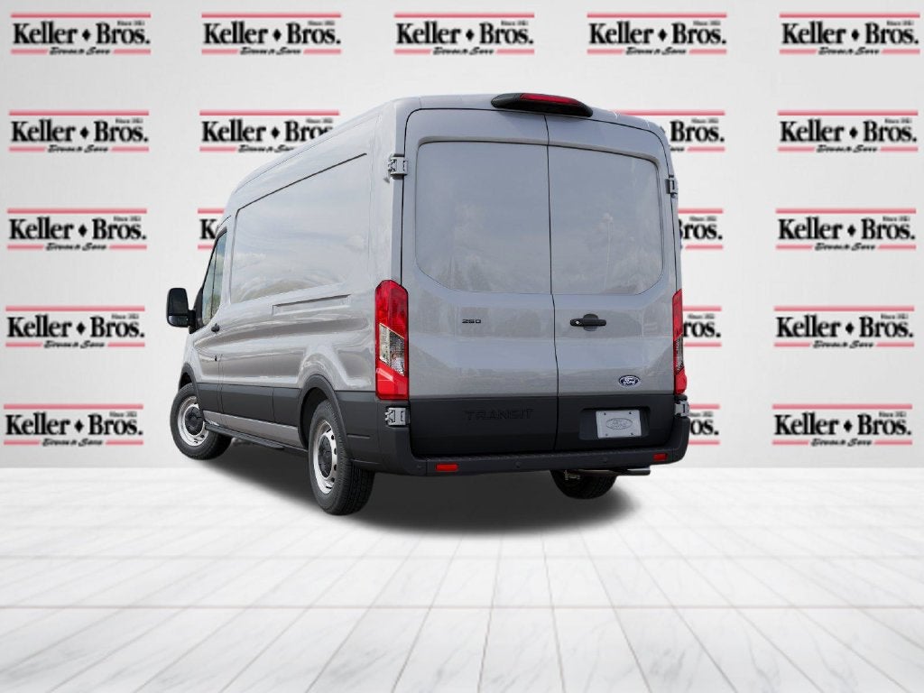 2027 Ford Transit-250 Base