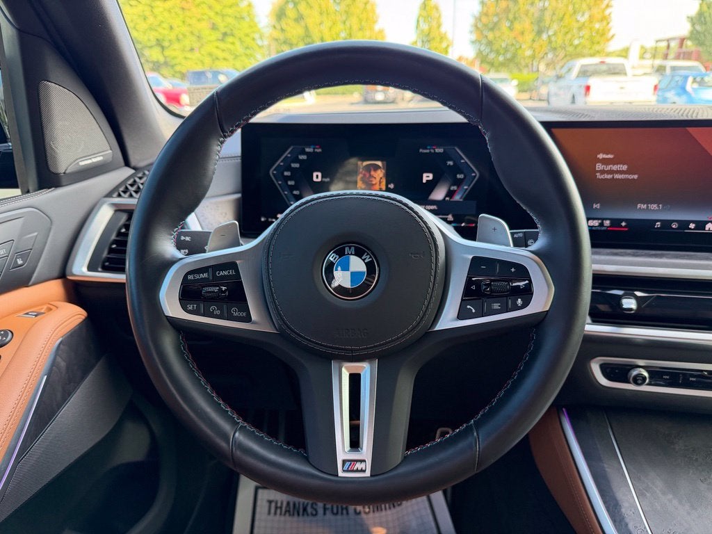 2025 BMW X5 M60i