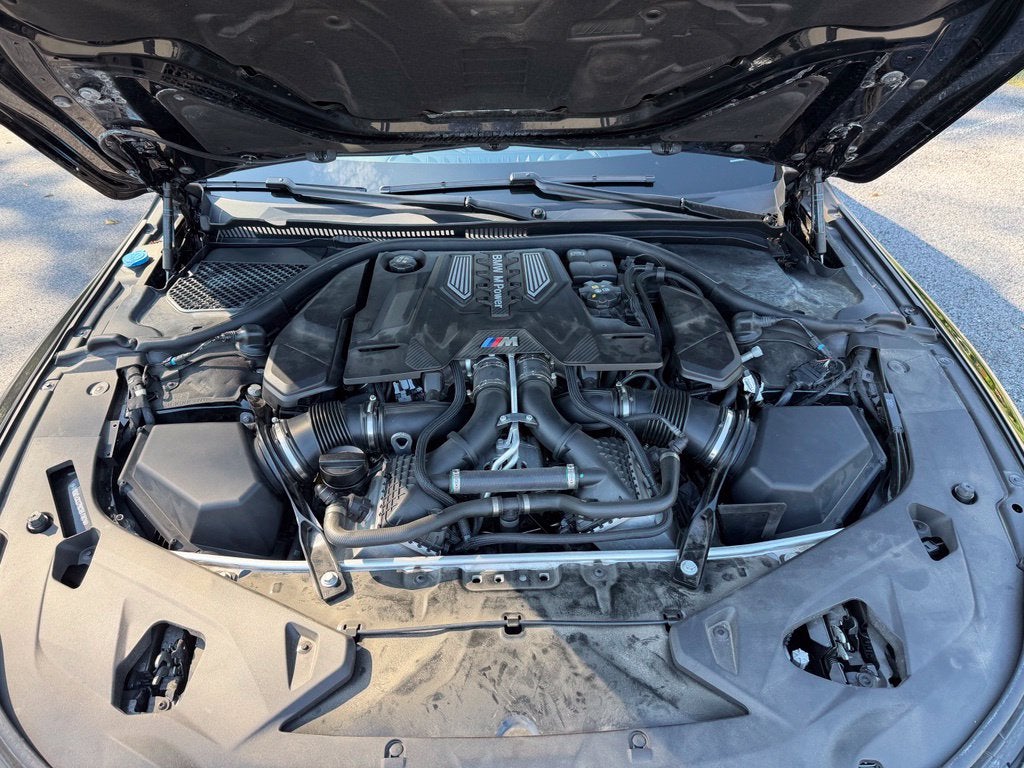 2024 BMW M8 Competition