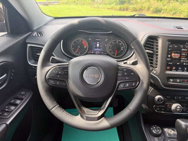 2023 Jeep Cherokee Trailhawk 4x4