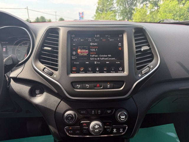 2023 Jeep Cherokee Trailhawk 4x4