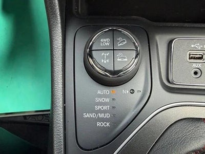 2023 Jeep Cherokee Trailhawk 4x4