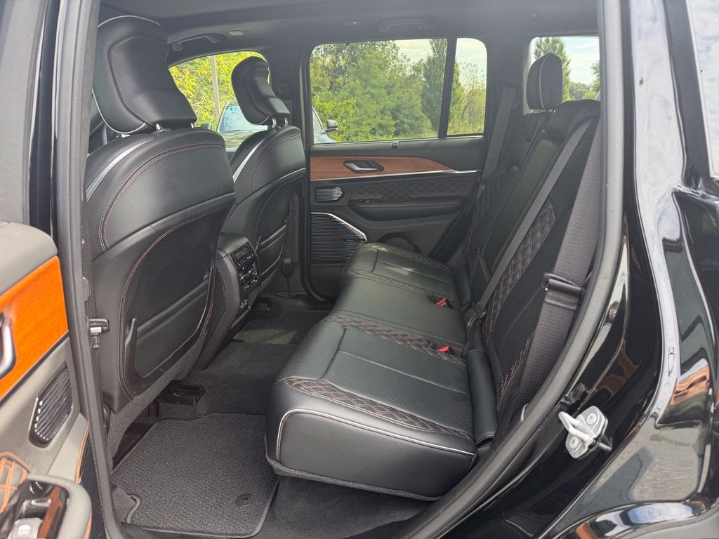 2022 Jeep Grand Cherokee Summit Reserve 4x4