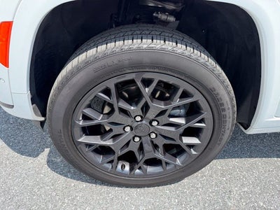 2025 Jeep Grand Cherokee L Summit Reserve 4x4