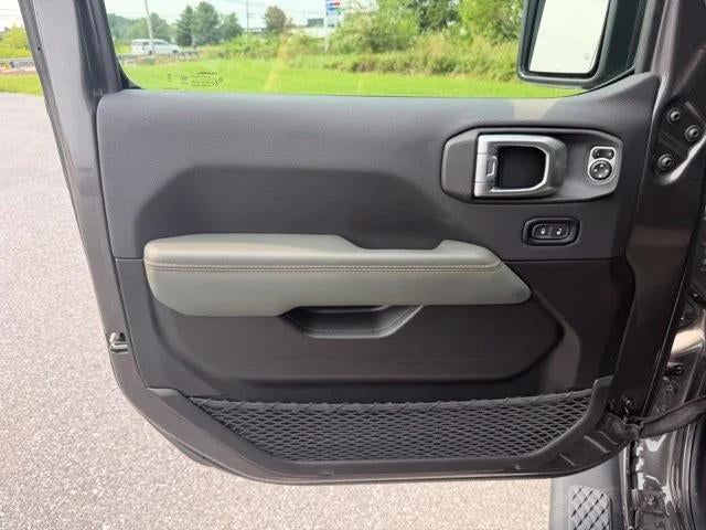 2024 Jeep Gladiator Mojave X