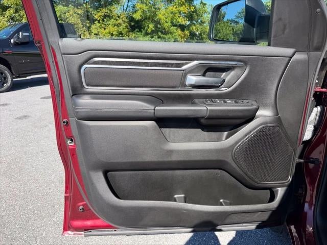 2024 RAM 1500 Big Horn Crew Cab 4x4 5'7' Box