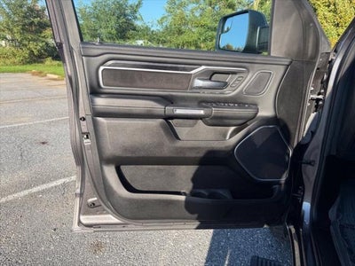 2023 RAM 1500 Laramie Crew Cab 4x4 5'7' Box