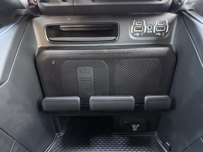 2022 RAM 1500 Laramie Crew Cab 4x4 5'7' Box