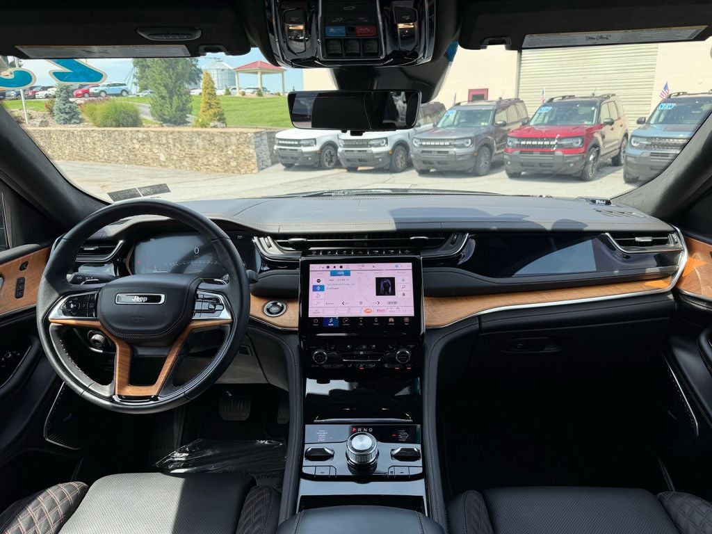 2023 Jeep Grand Cherokee Summit Reserve