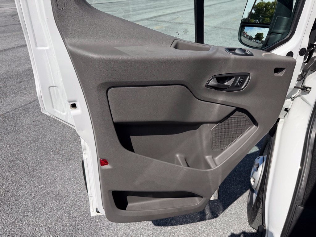 2025 Ford Transit-350 XLT