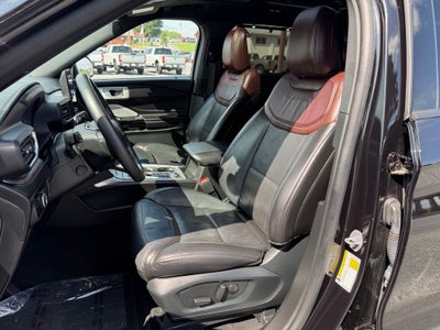 2023 Ford Explorer Platinum